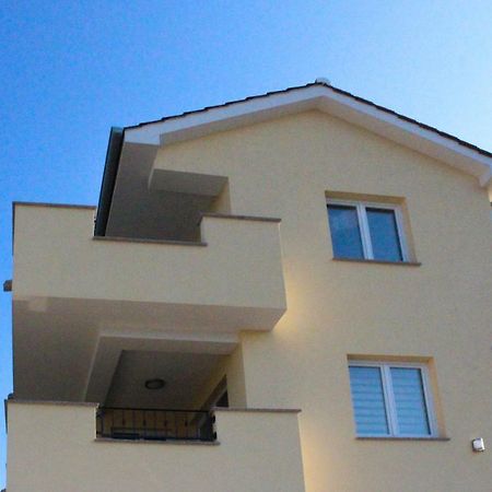 Apartmani Marin Врбник Екстер'єр фото