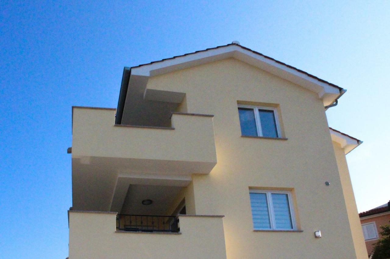 Apartmani Marin Врбник Екстер'єр фото